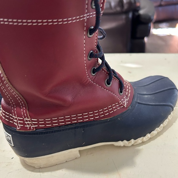 L.L. Bean Small Batch 8" Duck Boots Kids Size 5 Colonial Red Navy Waterproof - Picture 7 of 12